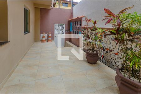 Apartamento para alugar com 60m², 2 quartos e 1 vagaEntrada