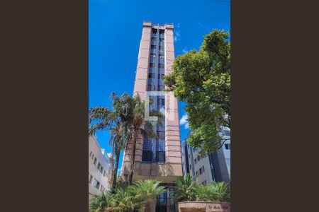 Apartamento para alugar com 45m², 1 quarto e 2 vagasFachada