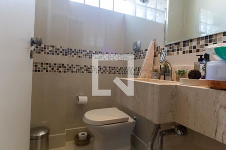 Apartamento à venda com 220m², 3 quartos e 4 vagasLavabo