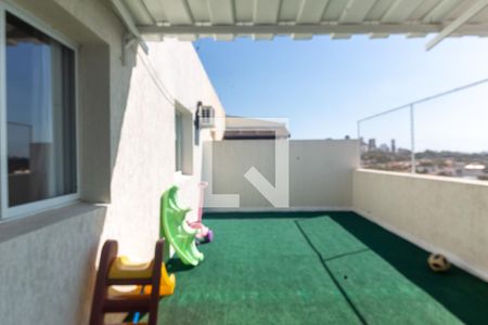 Apartamento à venda com 220m², 3 quartos e 4 vagasVaranda