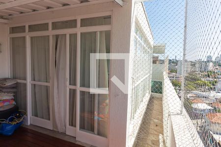 Apartamento à venda com 220m², 3 quartos e 4 vagasVaranda