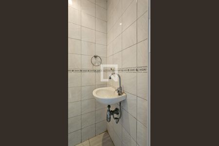 Lavabo de casa de condomínio à venda com 3 quartos, 93m² em Jardim Ubirajara (zona Sul), São Paulo