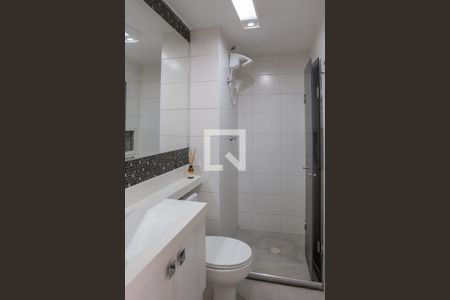 Banheiro de apartamento à venda com 1 quarto, 31m² em Água Branca, São Paulo
