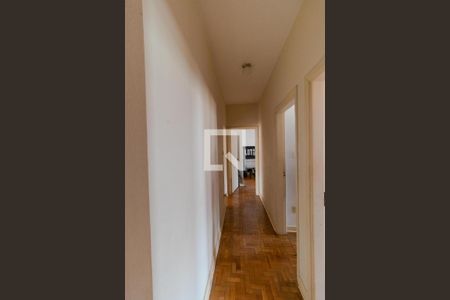 Apartamento à venda com 110m², 3 quartos e sem vaga Apartamento à venda com 110m², 3 quartos e sem vagaCorredor