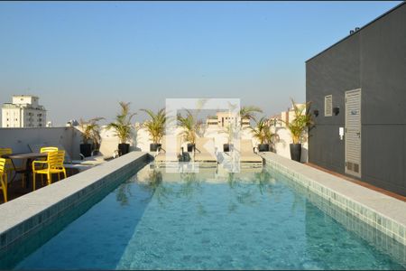 Studio à venda com 24m², 1 quarto e sem vaga Studio à venda com 24m², 1 quarto e sem vagaPiscina