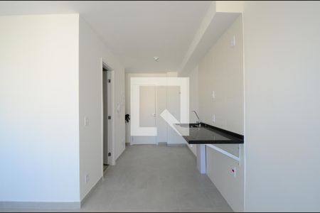 Sala/Cozinha de kitnet/studio à venda com 1 quarto, 24m² em Vila Clementino, São Paulo