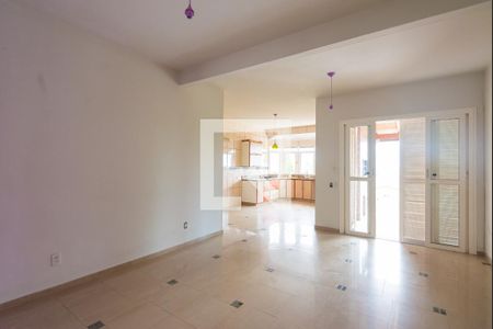 Sala de casa para alugar com 3 quartos, 128m² em Vila Nova, Porto Alegre