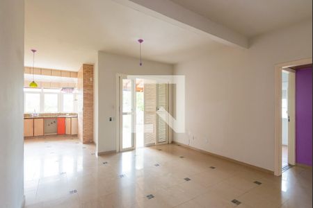 Sala de casa para alugar com 3 quartos, 128m² em Vila Nova, Porto Alegre