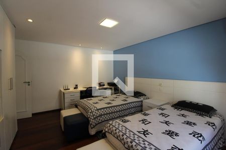 Casa à venda com 240m², 3 quartos e 5 vagasQuarto 2