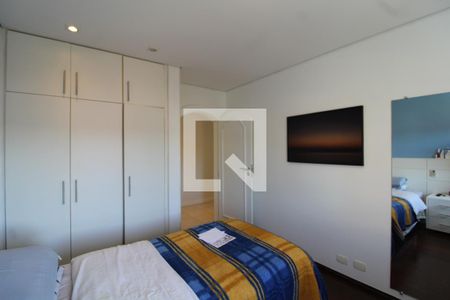 Casa à venda com 240m², 3 quartos e 5 vagasQuarto