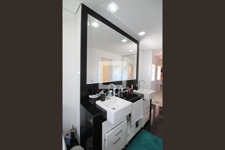 Casa à venda com 240m², 3 quartos e 5 vagasBanheiro Suíte