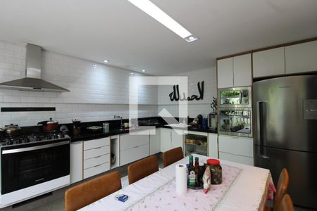 Casa à venda com 240m², 3 quartos e 5 vagasCozinha