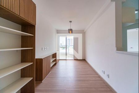 Sala de apartamento para alugar com 2 quartos, 70m² em Casa Branca, Santo André