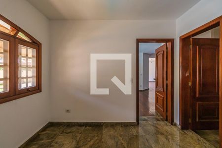 Casa à venda com 480m², 4 quartos e 6 vagasEscritório