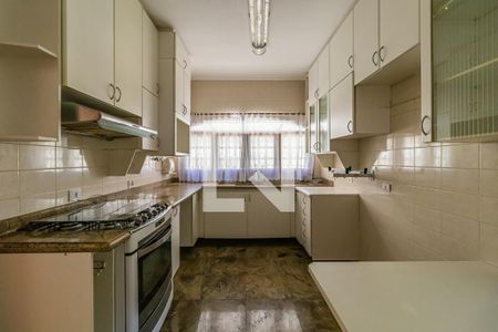 Casa à venda com 480m², 4 quartos e 6 vagasCozinha