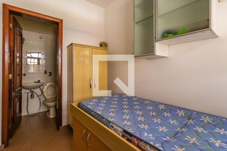 Casa à venda com 480m², 4 quartos e 6 vagasQuarto de Serviço