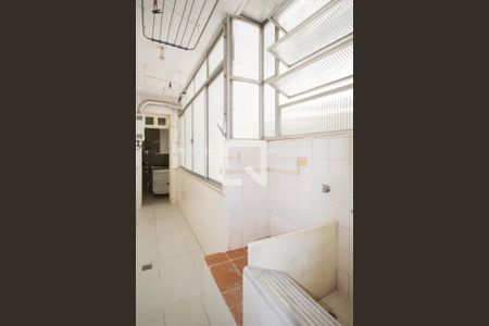 Apartamento para alugar com 117m², 3 quartos e sem vagaÁrea de Serviço