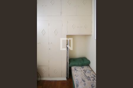 Apartamento para alugar com 117m², 3 quartos e sem vagaQuarto de Serviço