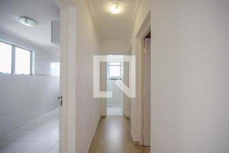 Corredor de apartamento para alugar com 2 quartos, 57m² em Vila Pirajussara, São Paulo