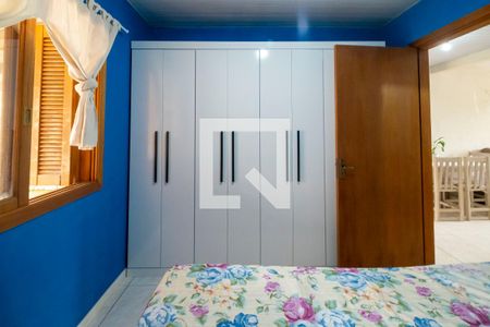 Quarto 1 de casa à venda com 2 quartos, 42m² em Campo Novo, Porto Alegre
