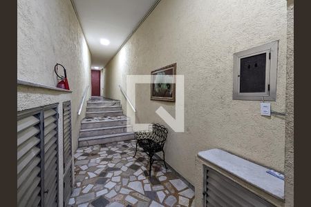 Apartamento à venda com 65m², 2 quartos e sem vaga Apartamento à venda com 65m², 2 quartos e sem vagaFachada e portaria