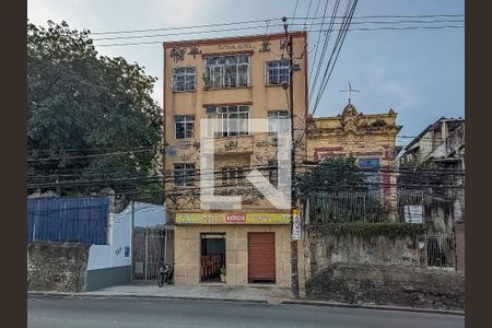 Apartamento à venda com 65m², 2 quartos e sem vaga Apartamento à venda com 65m², 2 quartos e sem vagaFachada e portaria