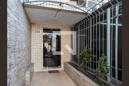 Apartamento à venda com 65m², 2 quartos e sem vaga Apartamento à venda com 65m², 2 quartos e sem vagaFachada e portaria