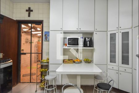 Casa à venda com 300m², 3 quartos e 2 vagasCozinha