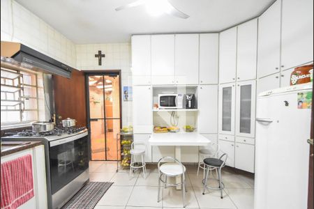 Casa à venda com 300m², 3 quartos e 2 vagasCozinha