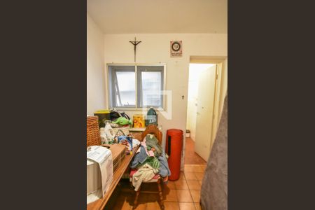 Casa à venda com 300m², 3 quartos e 2 vagasQuarto de Serviços