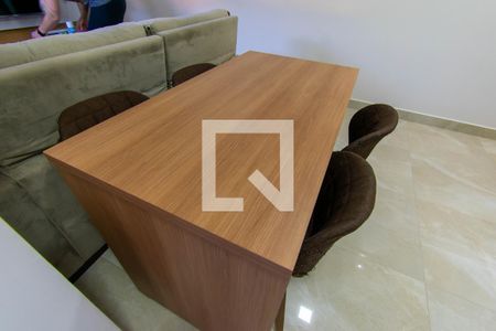 Apartamento à venda com 60m², 2 quartos e 1 vaga Apartamento à venda com 60m², 2 quartos e 1 vagaCozinha