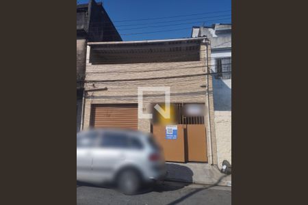 Casa à venda com 132m², 2 quartos e 1 vagaFachada