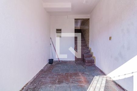 Casa à venda com 132m², 2 quartos e 1 vagaGaragem