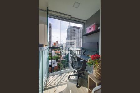 Varanda de apartamento à venda com 1 quarto, 33m² em Vila Mariana, São Paulo