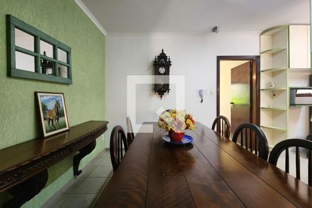 Casa à venda com 500m², 4 quartos e 6 vagas Casa à venda com 500m², 4 quartos e 6 vagasCozinha