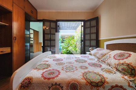 Casa à venda com 500m², 4 quartos e 6 vagas Casa à venda com 500m², 4 quartos e 6 vagasSuíte 1