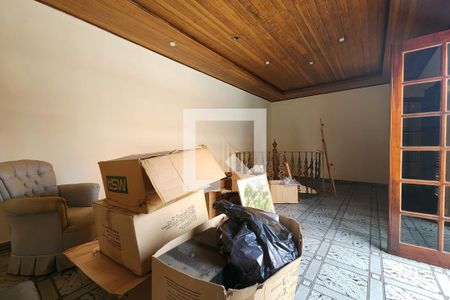 Casa à venda com 500m², 4 quartos e 6 vagas Casa à venda com 500m², 4 quartos e 6 vagasSalão de Festas parte superior