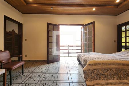 Casa à venda com 500m², 4 quartos e 6 vagas Casa à venda com 500m², 4 quartos e 6 vagasSalão de Festas parte superior