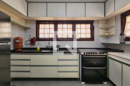 Casa à venda com 500m², 4 quartos e 6 vagas Casa à venda com 500m², 4 quartos e 6 vagasCozinha