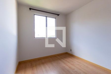 Quarto 1 de apartamento para alugar com 2 quartos, 45m² em Parque da Fonte, São José dos Pinhais