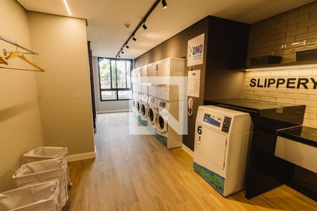 Studio à venda com 30m², 1 quarto e sem vaga Studio à venda com 30m², 1 quarto e sem vagaLavanderia