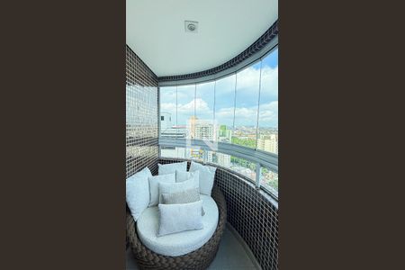 Apartamento para alugar com 400m², 5 quartos e 5 vagasSuíte 2 Varanda