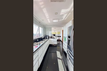 Apartamento para alugar com 400m², 5 quartos e 5 vagasCozinha