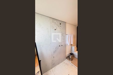 Apartamento para alugar com 400m², 5 quartos e 5 vagasBanheiro da Suíte 2