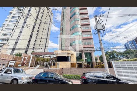 Apartamento para alugar com 400m², 5 quartos e 5 vagasFachada