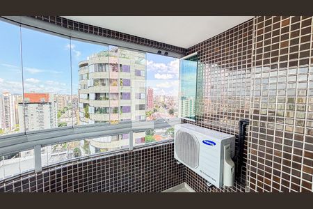 Apartamento para alugar com 400m², 5 quartos e 5 vagasSuíte 2 Varanda