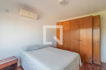 Quarto 2 de apartamento para alugar com 2 quartos, 68m² em Rio Branco, Porto Alegre