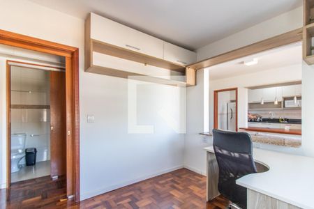 Quarto 1 de apartamento para alugar com 2 quartos, 68m² em Rio Branco, Porto Alegre
