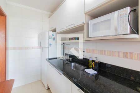Apartamento para alugar com 68m², 2 quartos e 1 vagaCozinha e Área de Serviço