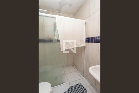 Casa à venda com 200m², 3 quartos e 4 vagas Casa à venda com 200m², 3 quartos e 4 vagasBanheiro social 2